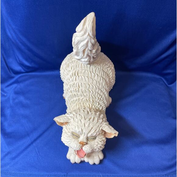 Funny Large Stretching Yawning White Cat Figurine - Picture 8 of 9